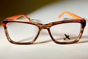 Armação Acetato Zeperrri mod Ufsc Cor Laranja - SEM LENTES