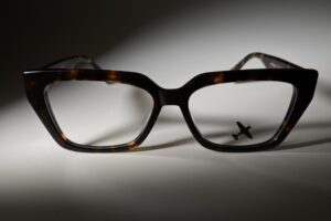 Armação para Graus Tartaruga Escuro Butiá - SEM LENTES