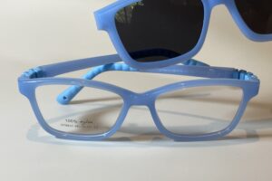 Armação Infantil com Clipe Solar modelo 8823 Cor 3 - SEM LENTES